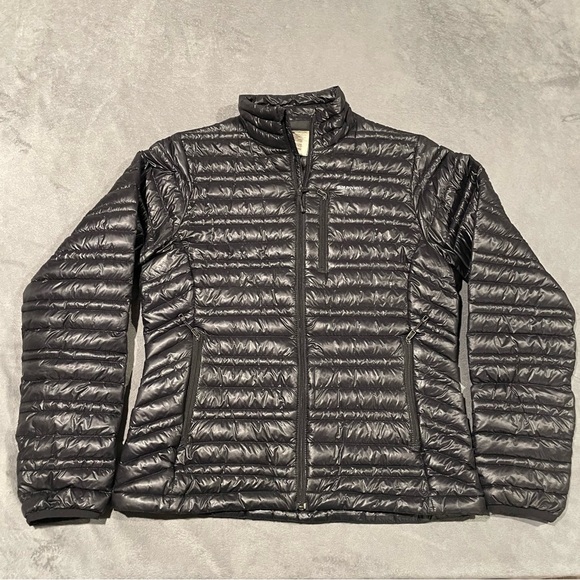 Patagonia Jacket Womens Small Black Ultralight Goose Down Puffer Full Zip - Picture 1 of 9